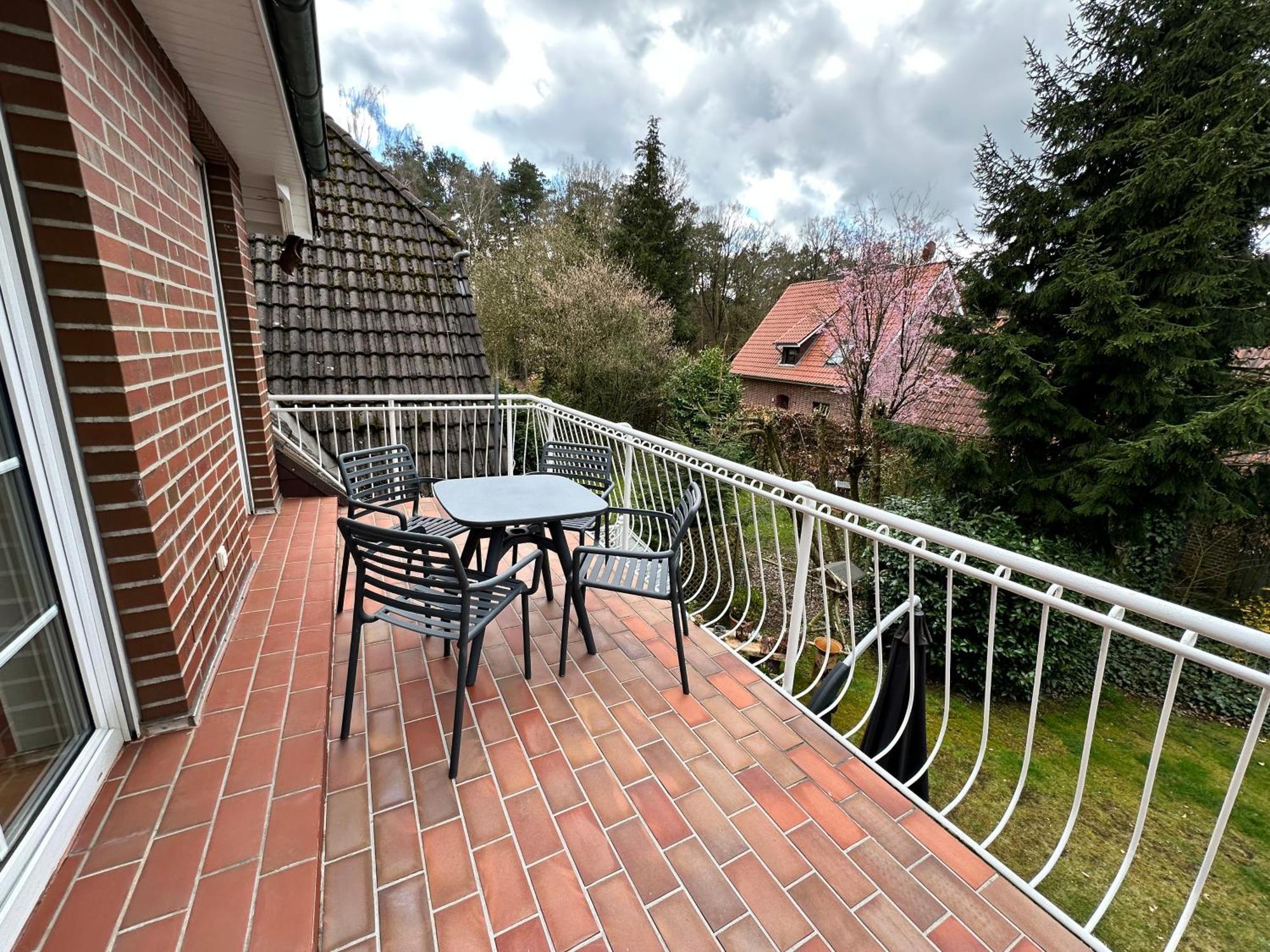 Heideidyll - Mit Wlan, Balkon, Grill & Garage Apartment Schneverdingen